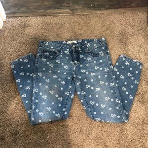 Free People Flower Crop Jeans. Size 27. EUC.